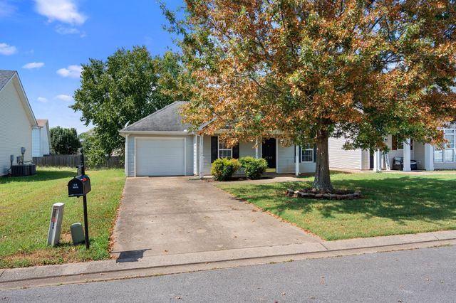 2742 Pepperdine Dr, Murfreesboro, TN 37128