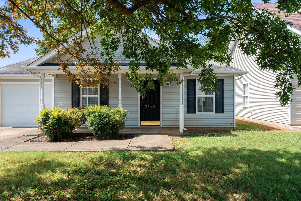2742 Pepperdine Dr, Murfreesboro, TN 37128
