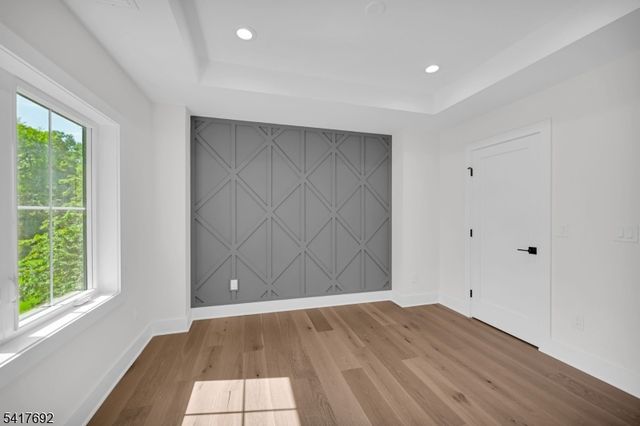 94 E Cedar St, Livingston Twp., NJ 07039