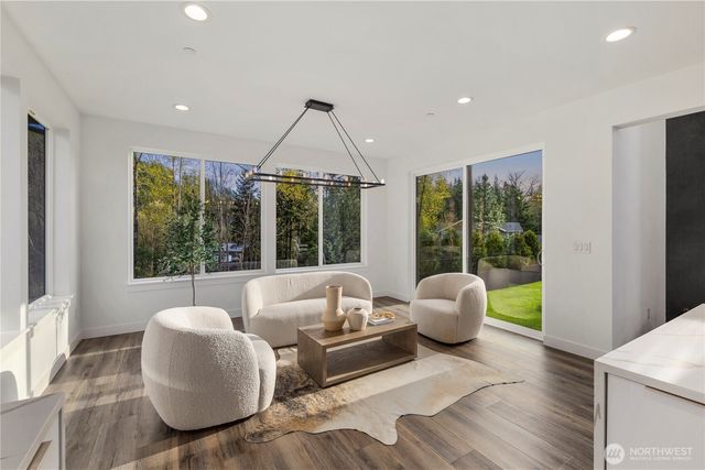 9730 354th Avenue SE, Snoqualmie, WA 98065