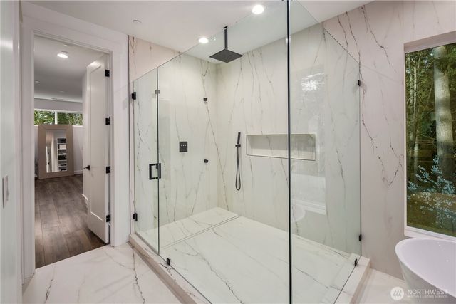 9730 354th Avenue SE, Snoqualmie, WA 98065