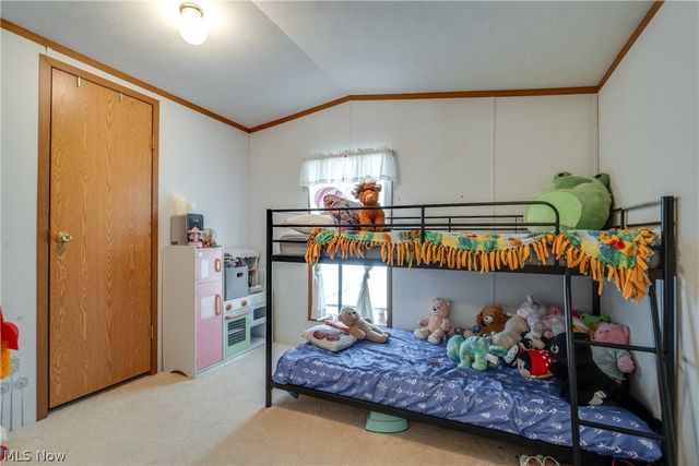 12710 Lisbon Street SE, Paris, OH 44669