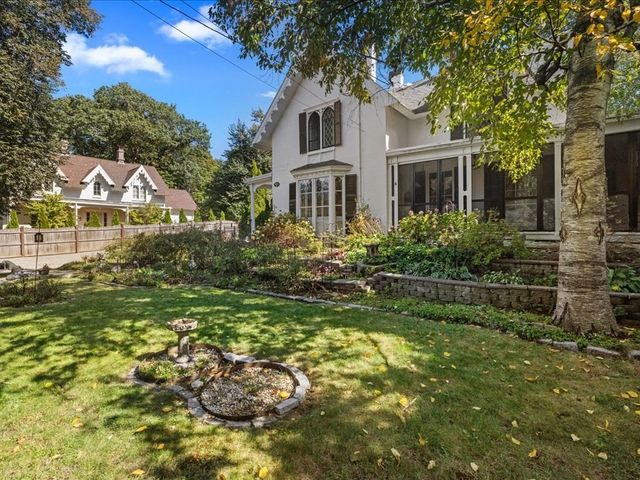 92 Old River Place, Dedham, MA 02026