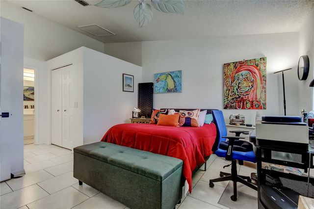 39650 US HIGHWAY 19 N 1112, Tarpon Springs, FL 34689