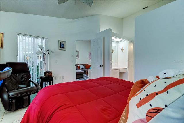 39650 US HIGHWAY 19 N 1112, Tarpon Springs, FL 34689