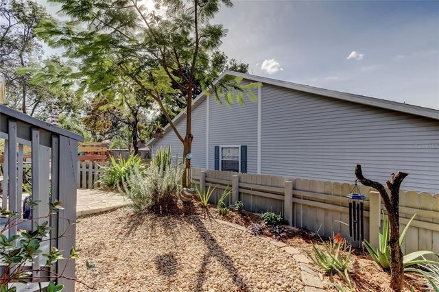 39650 US HIGHWAY 19 N 1112, Tarpon Springs, FL 34689