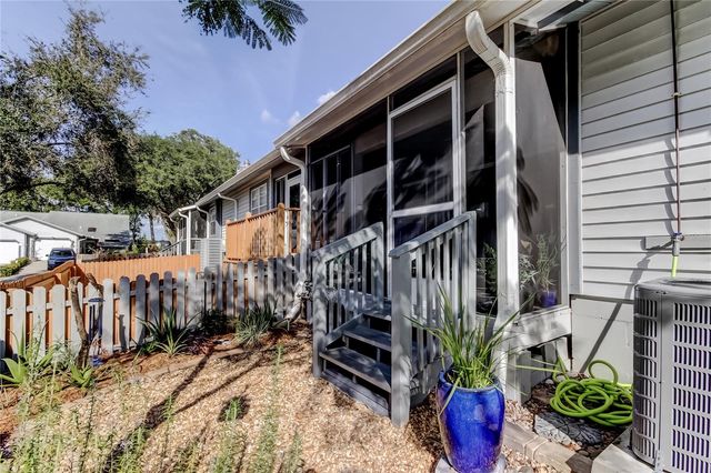 39650 US HIGHWAY 19 N 1112, Tarpon Springs, FL 34689