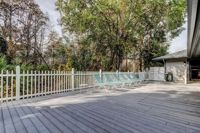 39650 US HIGHWAY 19 N 1112, Tarpon Springs, FL 34689