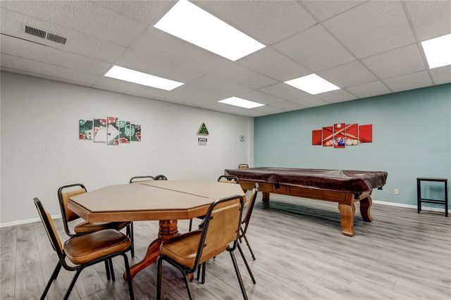 39650 US HIGHWAY 19 N 1112, Tarpon Springs, FL 34689