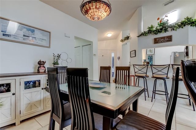 39650 US HIGHWAY 19 N 1112, Tarpon Springs, FL 34689