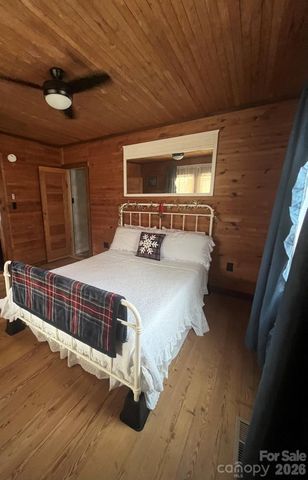 98 Poplar Springs Road, Hiddenite, NC 28625