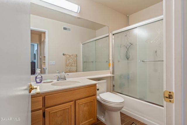 3425 Summer Breeze Avenue, Rosamond, CA 93560