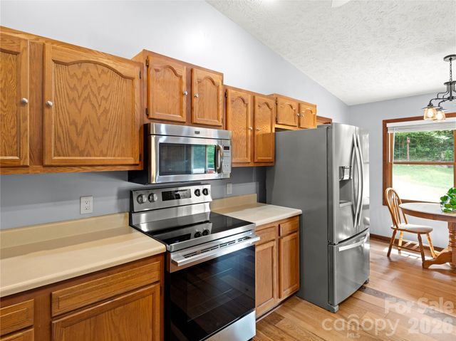 5 Harrison Hill Road, Swannanoa, NC 28778
