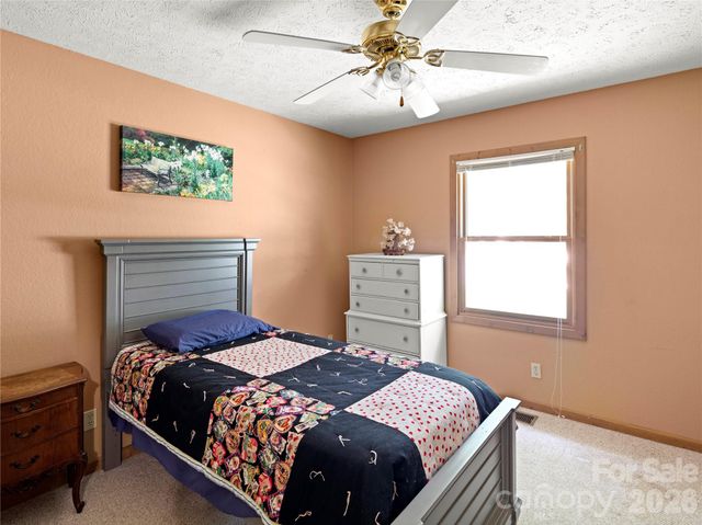 5 Harrison Hill Road, Swannanoa, NC 28778