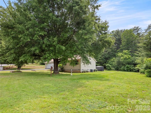 5 Harrison Hill Road, Swannanoa, NC 28778