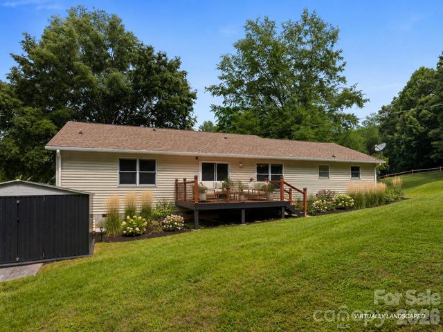 5 Harrison Hill Road, Swannanoa, NC 28778