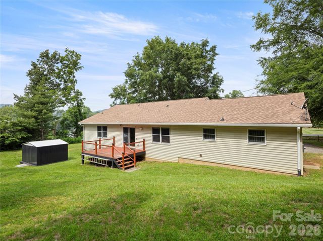 5 Harrison Hill Road, Swannanoa, NC 28778