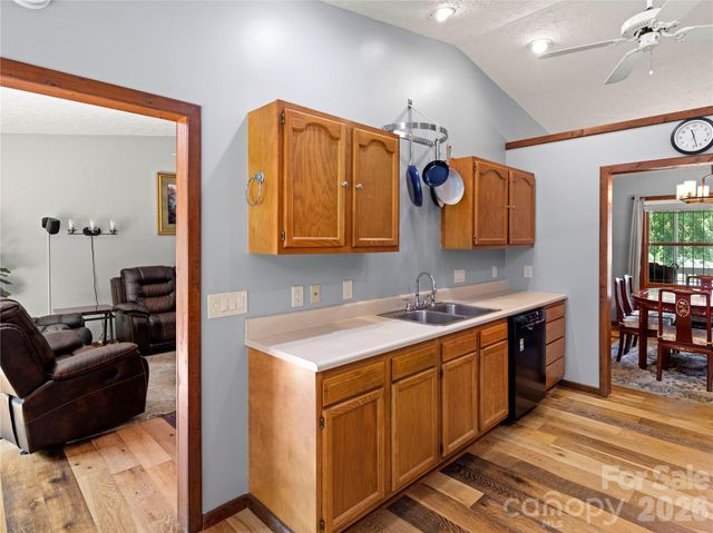 5 Harrison Hill Road, Swannanoa, NC 28778