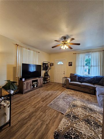 1113 Cleveland Ave, Brackenridge, PA 15014