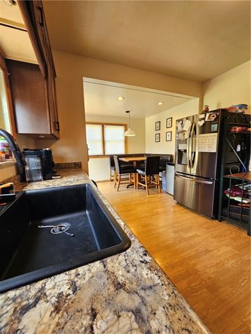 1113 Cleveland Ave, Brackenridge, PA 15014