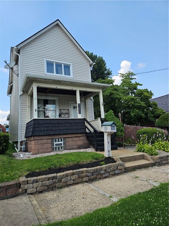 1113 Cleveland Ave, Brackenridge, PA 15014