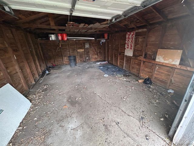 7576 Studebaker Avenue, Warren, MI 48091