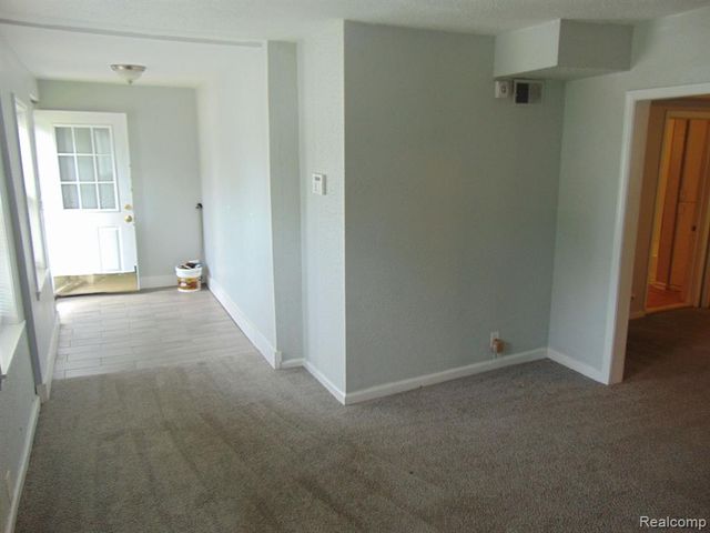 7576 Studebaker Avenue, Warren, MI 48091