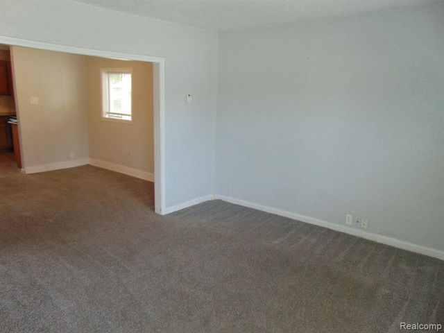 7576 Studebaker Avenue, Warren, MI 48091