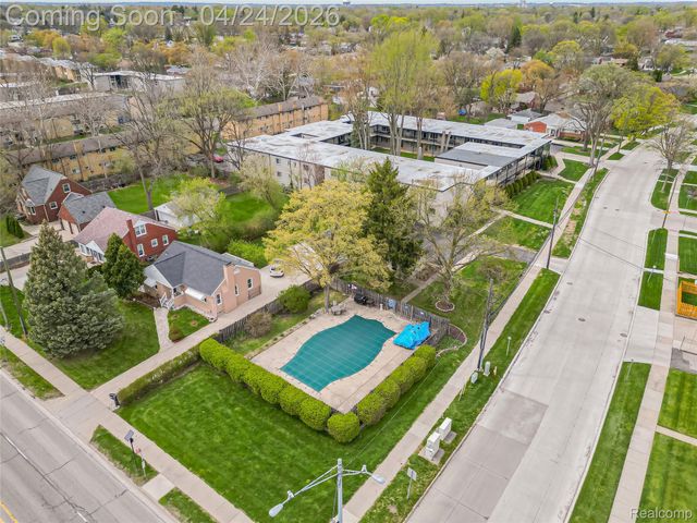 3433 Hillside Drive, Royal Oak, MI 48073
