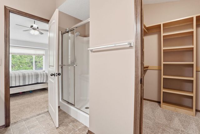 2615 N Woodridge Ct, Wichita, KS 67226