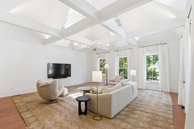 2824 Middle Street, Sullivans Island, SC 29482