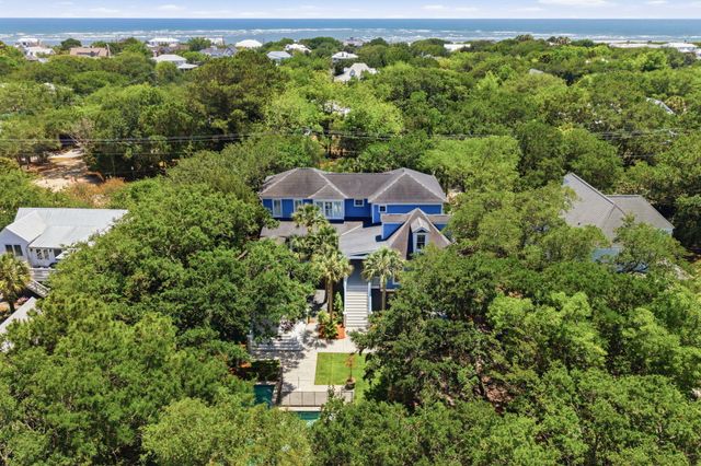 2824 Middle Street, Sullivans Island, SC 29482