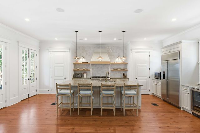 2824 Middle Street, Sullivans Island, SC 29482