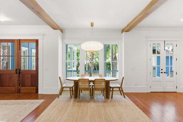 2824 Middle Street, Sullivans Island, SC 29482
