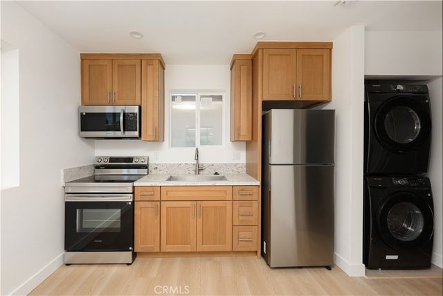 10520 Myrtle Street A, Downey, CA 90241