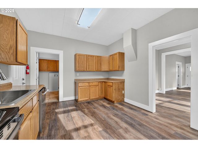 2645 9TH St, Baker City, OR 97814