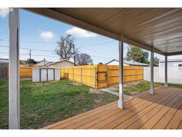 2645 9TH St, Baker City, OR 97814