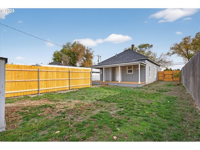 2645 9TH St, Baker City, OR 97814