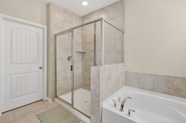 4056 Cannonsgate Ln, Murfreesboro, TN 37128