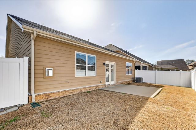 4056 Cannonsgate Ln, Murfreesboro, TN 37128