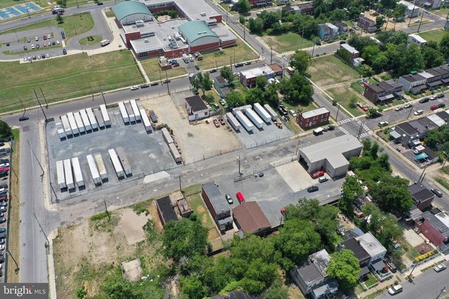 907 SYLVAN ST, Camden, NJ 08104