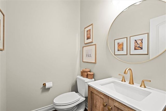 16336 Nieman Road, Overland Park, KS 66221