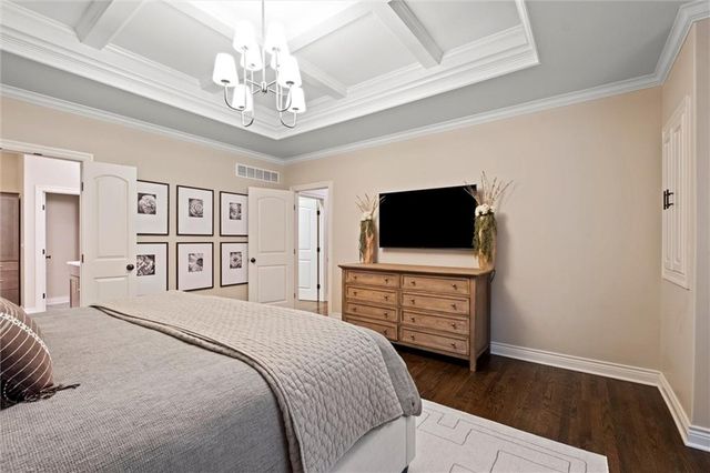 16336 Nieman Road, Overland Park, KS 66221