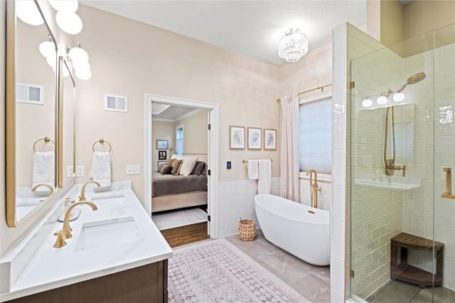 16336 Nieman Road, Overland Park, KS 66221