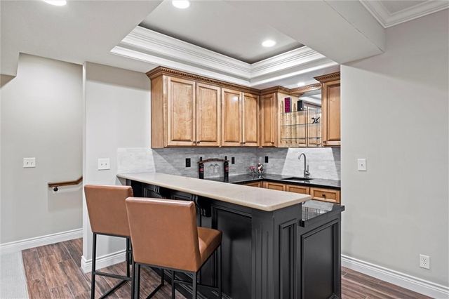 16336 Nieman Road, Overland Park, KS 66221