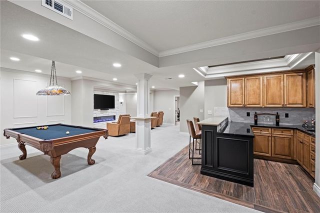 16336 Nieman Road, Overland Park, KS 66221