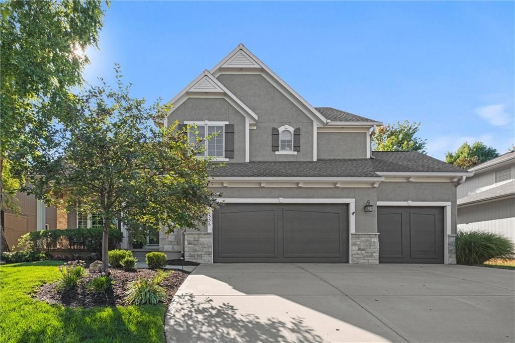 16336 Nieman Road, Overland Park, KS 66221