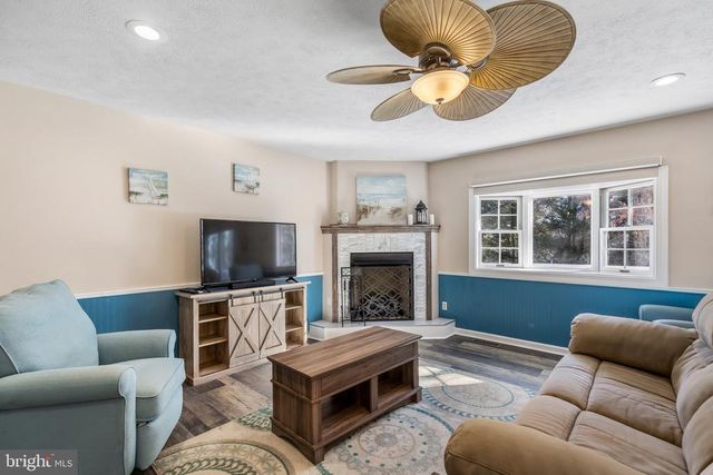 201 WASHINGTON ST, Locust Grove, VA 22508