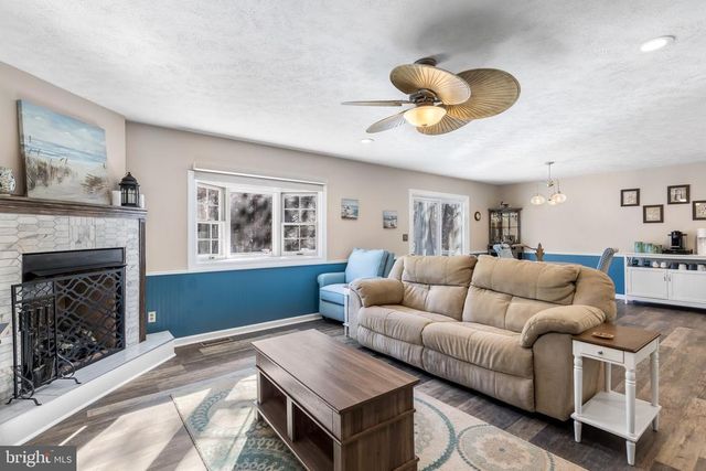 201 WASHINGTON ST, Locust Grove, VA 22508