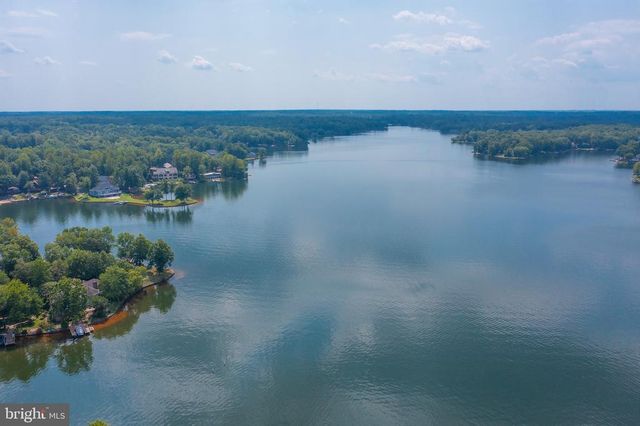 201 WASHINGTON ST, Locust Grove, VA 22508